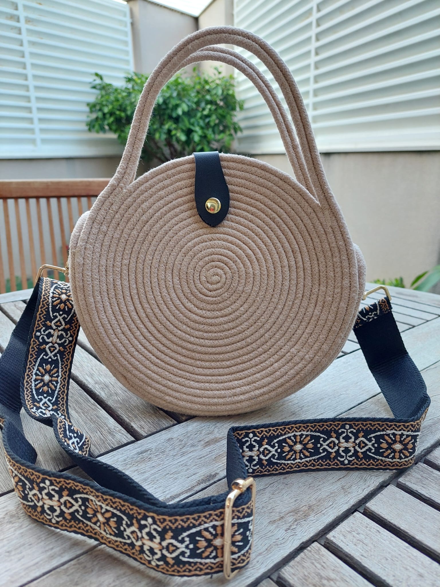 Bolso mediano beigh circular