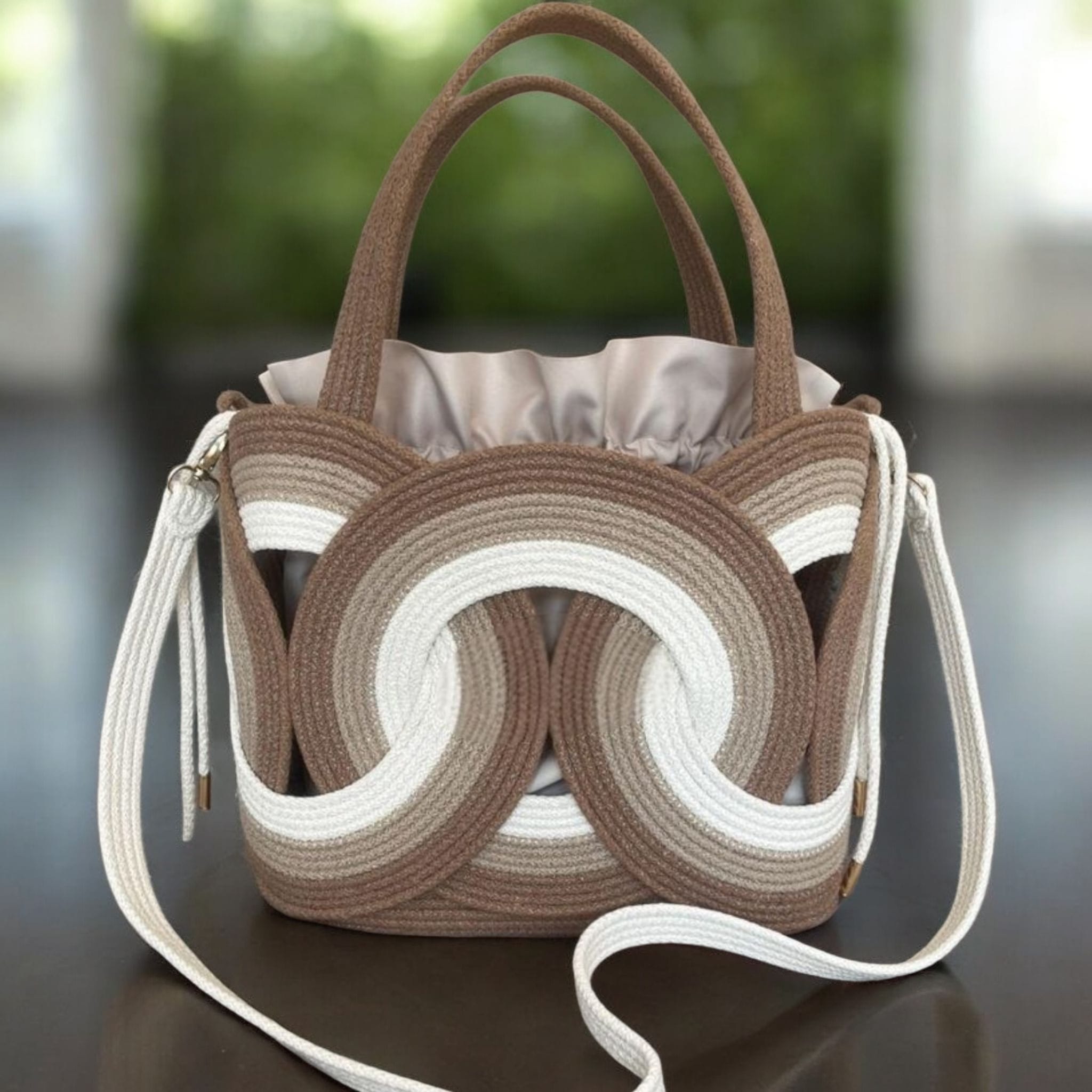Bolso mini 3 colores  marrón, beige y blanco
